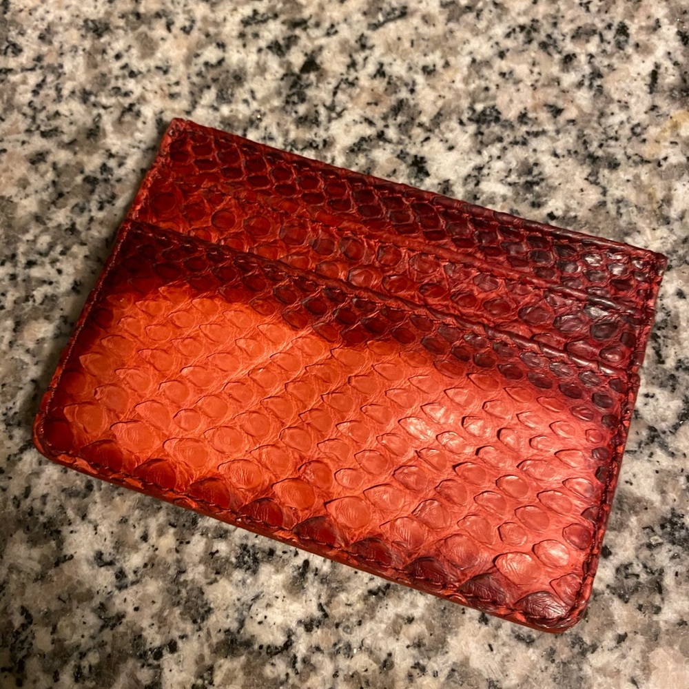 Snakeskin credit card wallet red ombré